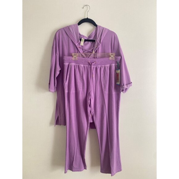 Women’s Green Tea Lavender Lounge Set Size L NWT Pants & NWOT Hooded Top - Picture 1 of 11